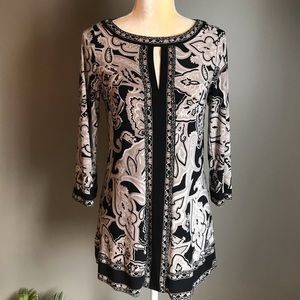EUC Paisley Print Tunic Size Medium